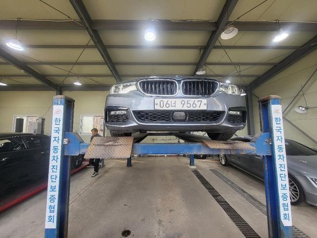 BMW 5-Series 2017 — inspection photo 1