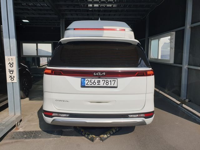 Kia Canival 2023 — inspection photo 2