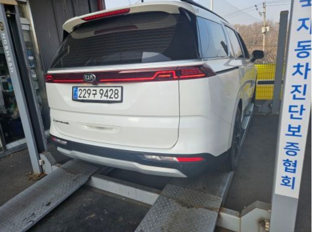 Kia Canival 2021 — inspection photo 2