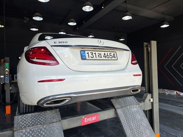 Mercedes-Benz E-Class 2017 — inspection photo 2