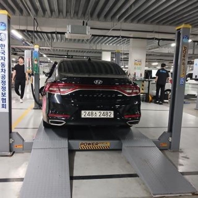 Hyundai Grandeur 2018 — inspection photo 2