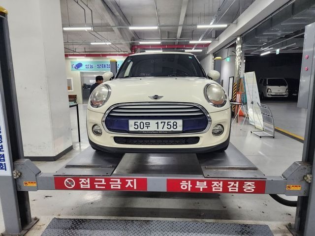 Mini Cooper 2014 — inspection photo 1