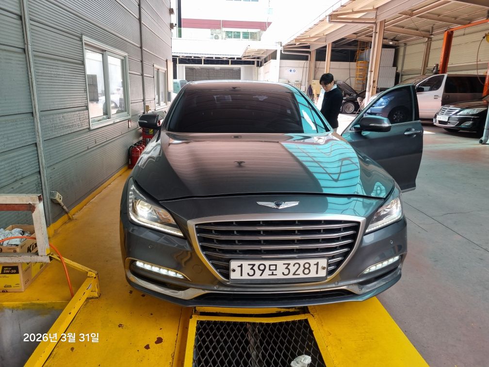 Genesis G80 2018 — inspection photo 1
