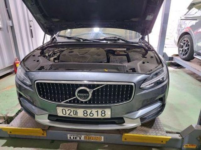 Volvo V90 2018 — inspection photo 1