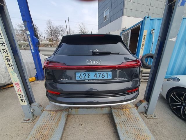 Audi e-tron 2020 — inspection photo 2