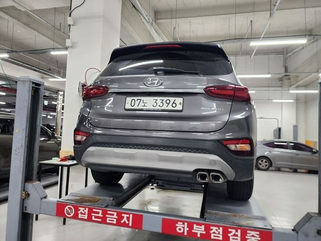 Hyundai Santafe 2019 — inspection photo 2