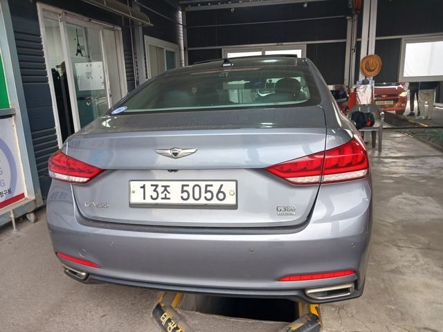 Hyundai Genesis 2015 — inspection photo 2