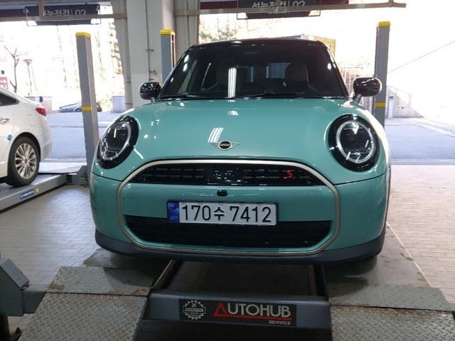 Mini Cooper 2025 — inspection photo 1