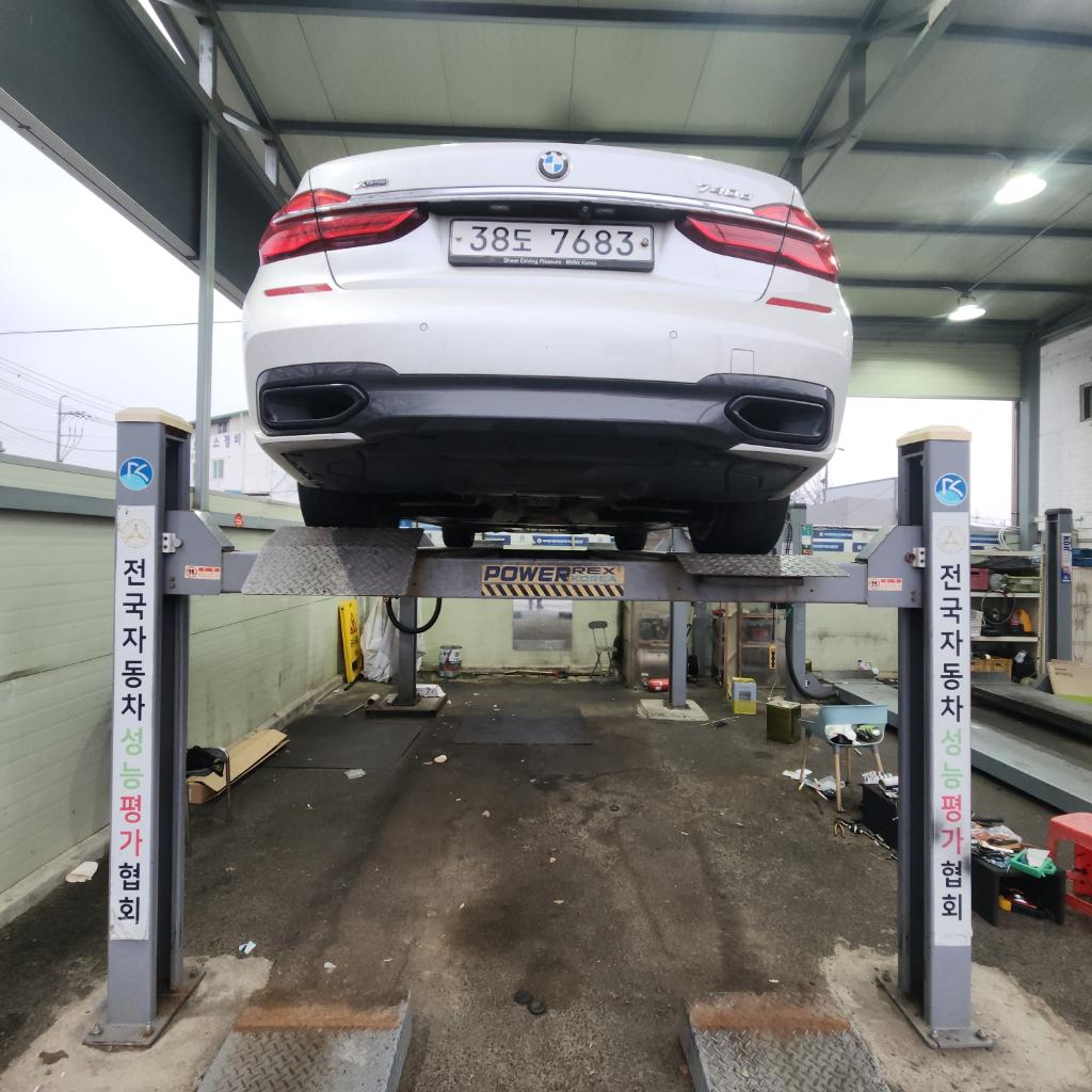 BMW 7-Series 2018 — inspection photo 2