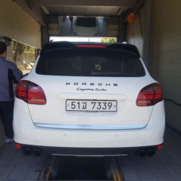 Porsche Cayenne 2011 — inspection photo 2