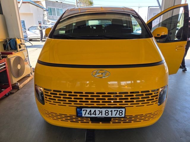 Hyundai Staria 2023 — inspection photo 1