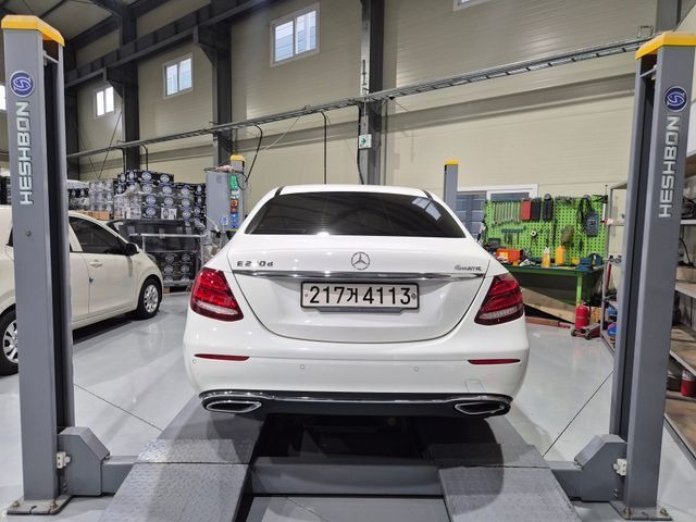 Mercedes-Benz E-Class 2018 — inspection photo 2