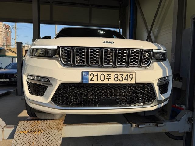 Jeep Cherokee 2023 — inspection photo 1
