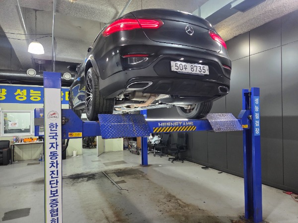 Mercedes-Benz GLC-Class 2017 — inspection photo 2