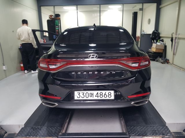 Hyundai Grandeur 2018 — inspection photo 2