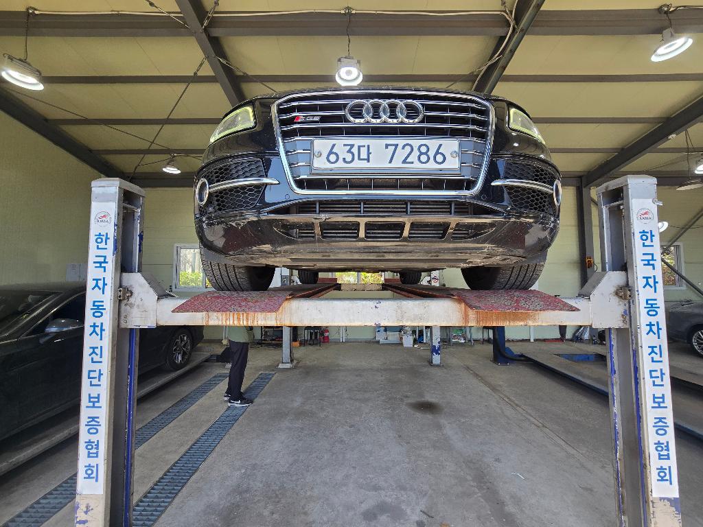 Audi SQ5 2015 — inspection photo 1