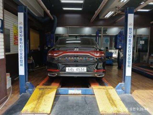 Hyundai Grandeur 2018 — inspection photo 2