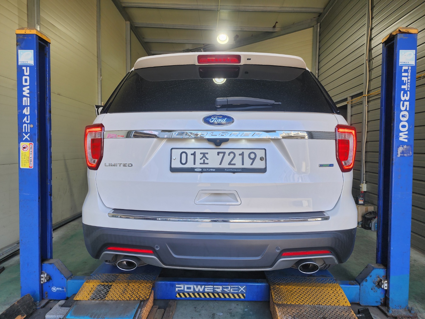 Ford Explorer 2018 — inspection photo 2