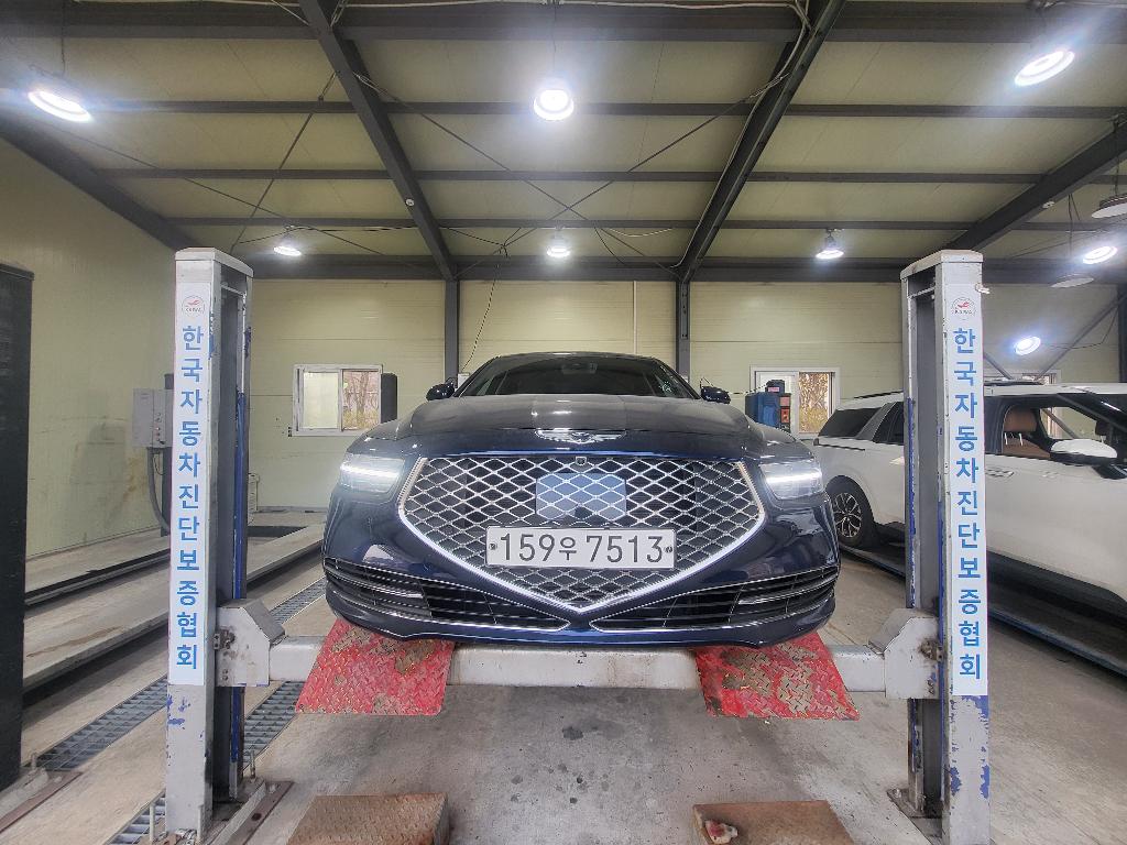 Genesis G90 2021 — inspection photo 1