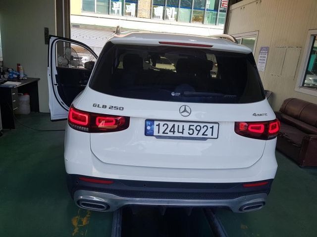 Mercedes-Benz GLB-Class 2021 — inspection photo 2