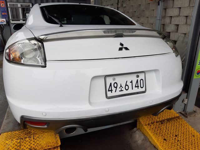 Mitsubishi Eclipse 2009 — inspection photo 2