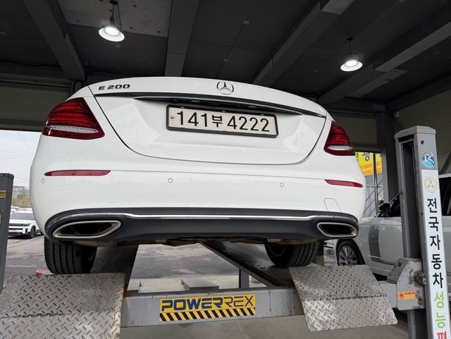 Mercedes-Benz E-Class 2017 — inspection photo 2