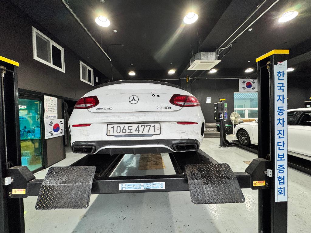 Mercedes-Benz C-Class 2018 — inspection photo 2