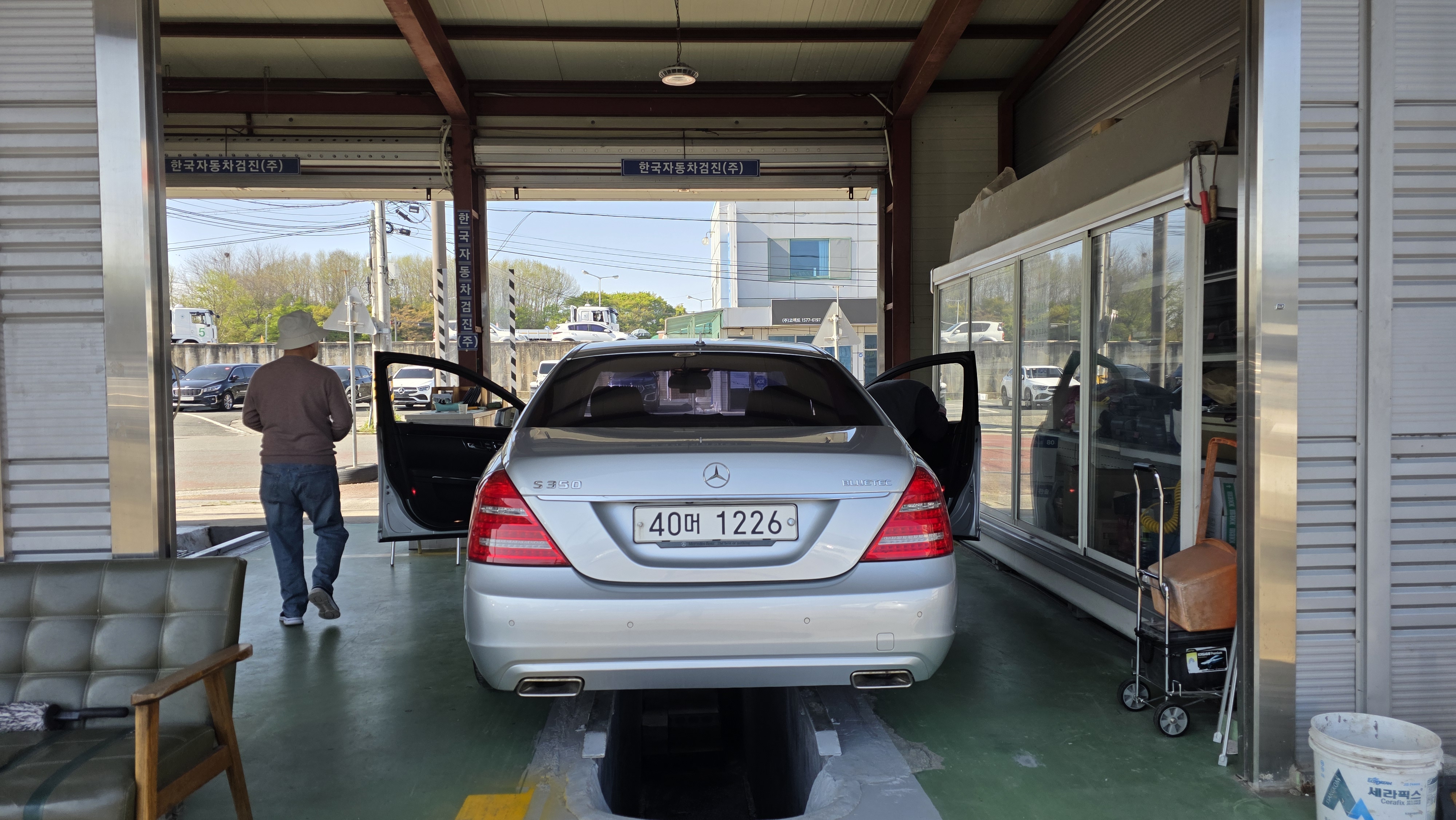 Mercedes-Benz S-Class 2012 — inspection photo 2