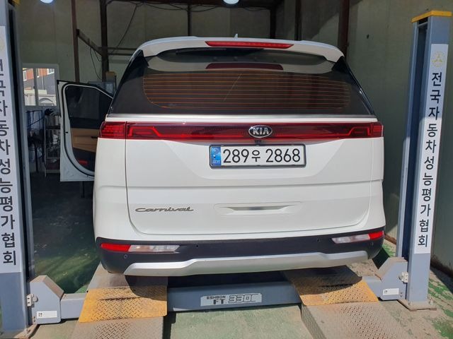 Kia Canival 2021 — inspection photo 2