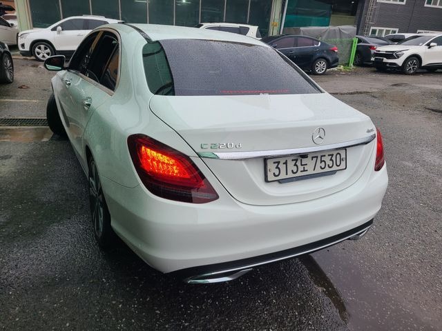 Mercedes-Benz C-Class 2021 — inspection photo 2