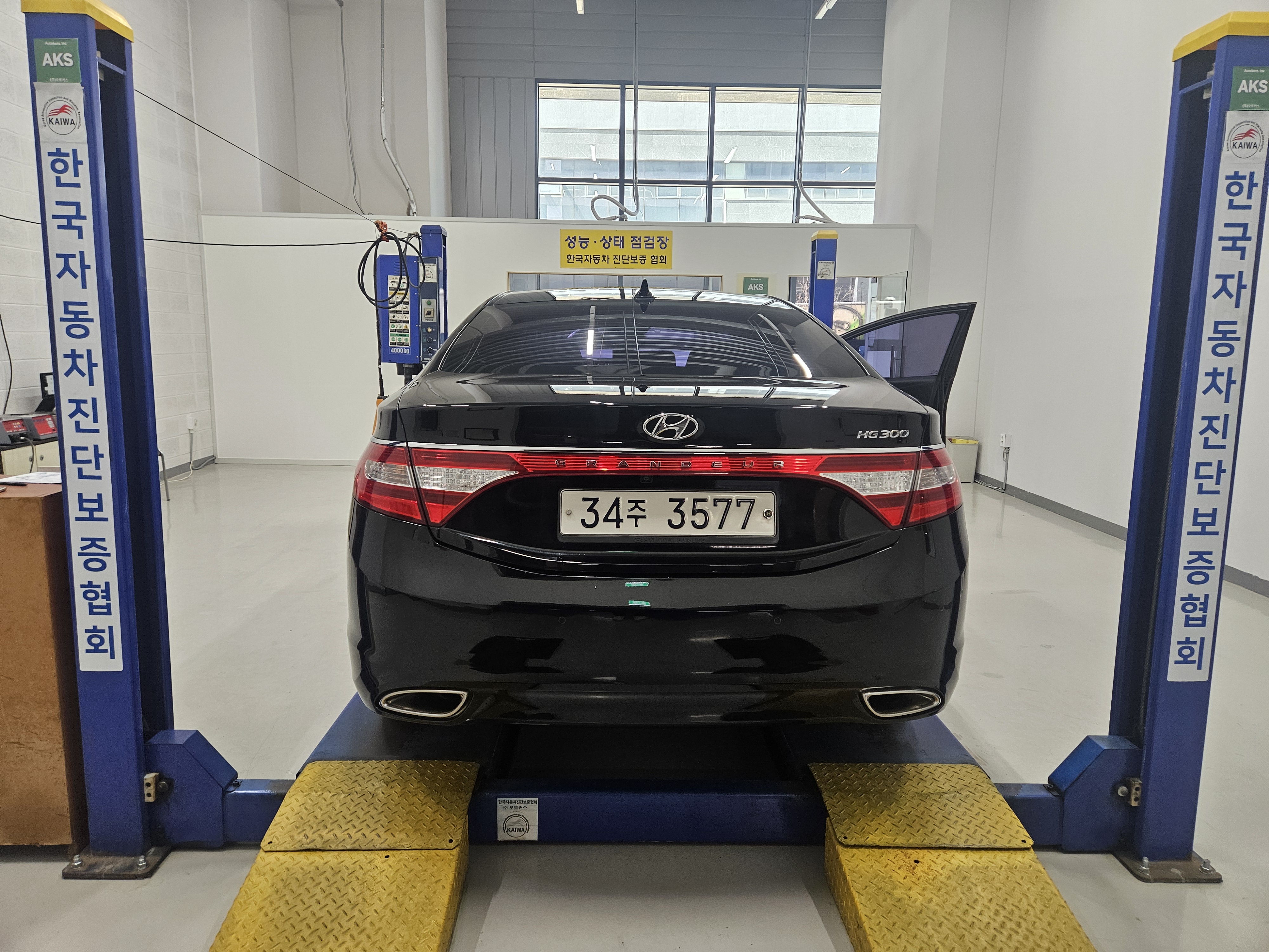 Hyundai Grandeur 2014 — inspection photo 2