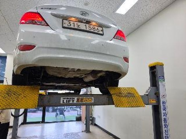Hyundai Accent 2015 — inspection photo 2