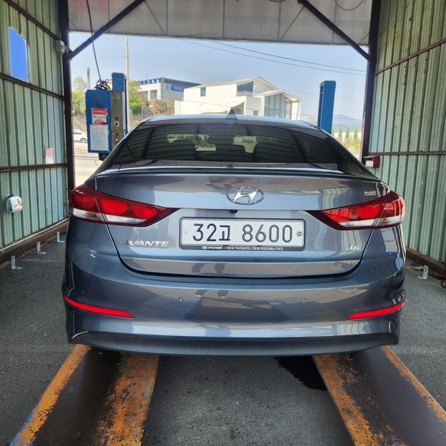 Hyundai AVANTE 2018 — inspection photo 2