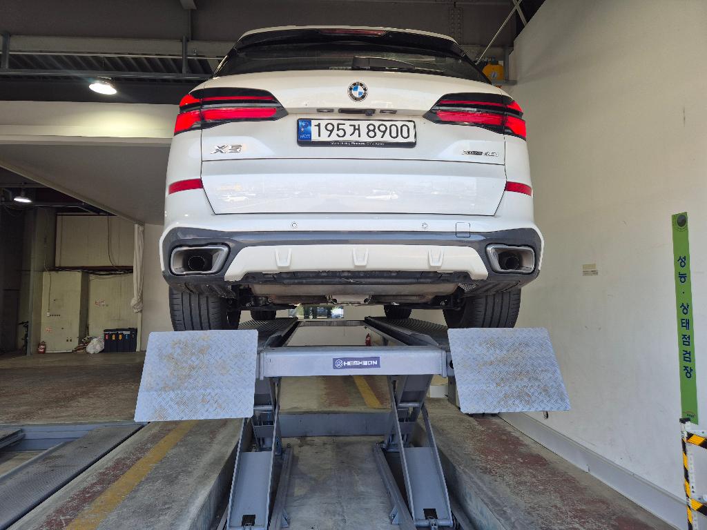 BMW X5 2024 — inspection photo 2