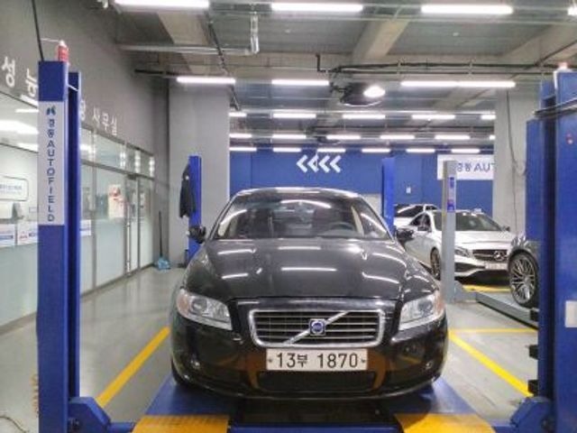 Volvo S80 2009 — inspection photo 1