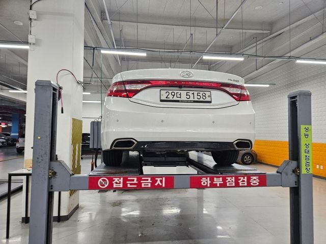 Hyundai Grandeur 2015 — inspection photo 2