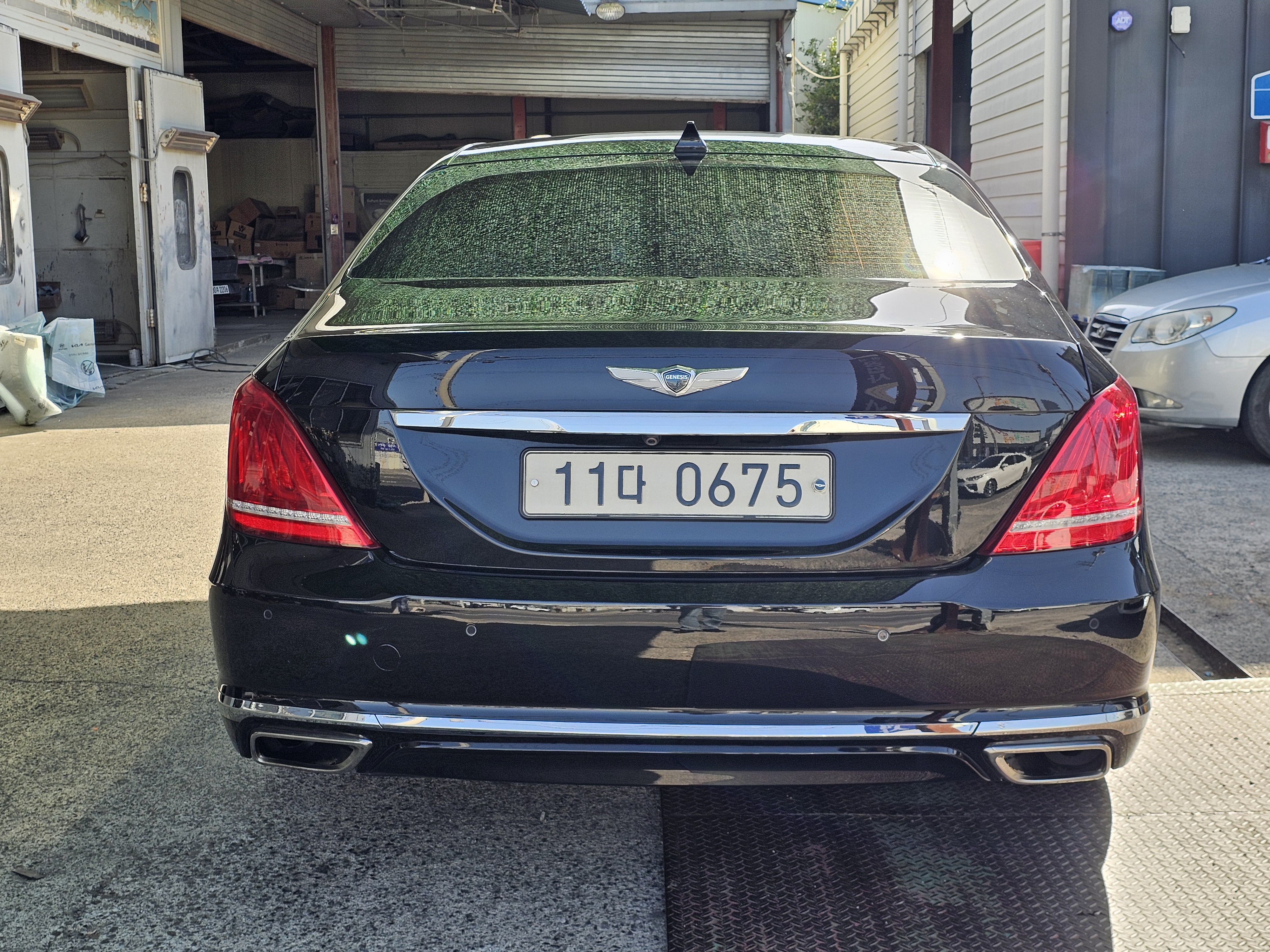 Genesis EQ900 2016 — inspection photo 2