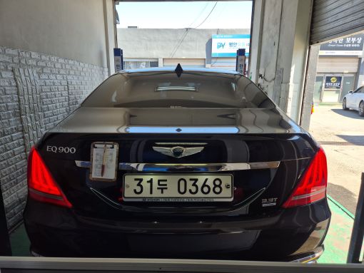 Genesis EQ900 2016 — inspection photo 2