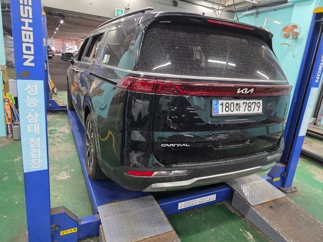 Kia Canival 2023 — inspection photo 2
