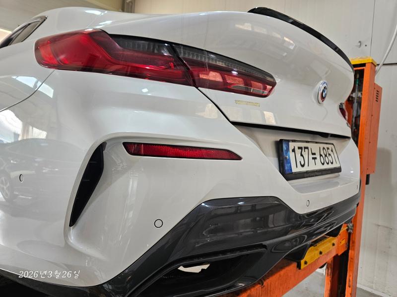BMW 8-Series 2023 — inspection photo 2