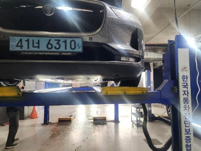 Jaguar I-PACE 2019 — inspection photo 1