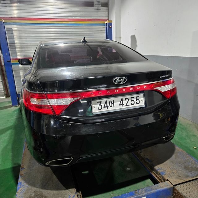 Hyundai Grandeur 2011 — inspection photo 2