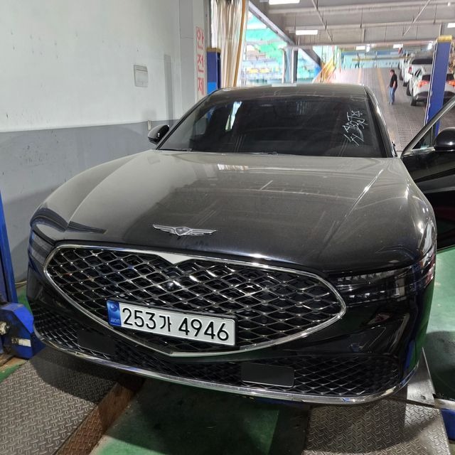 Genesis G90 2023 — inspection photo 1