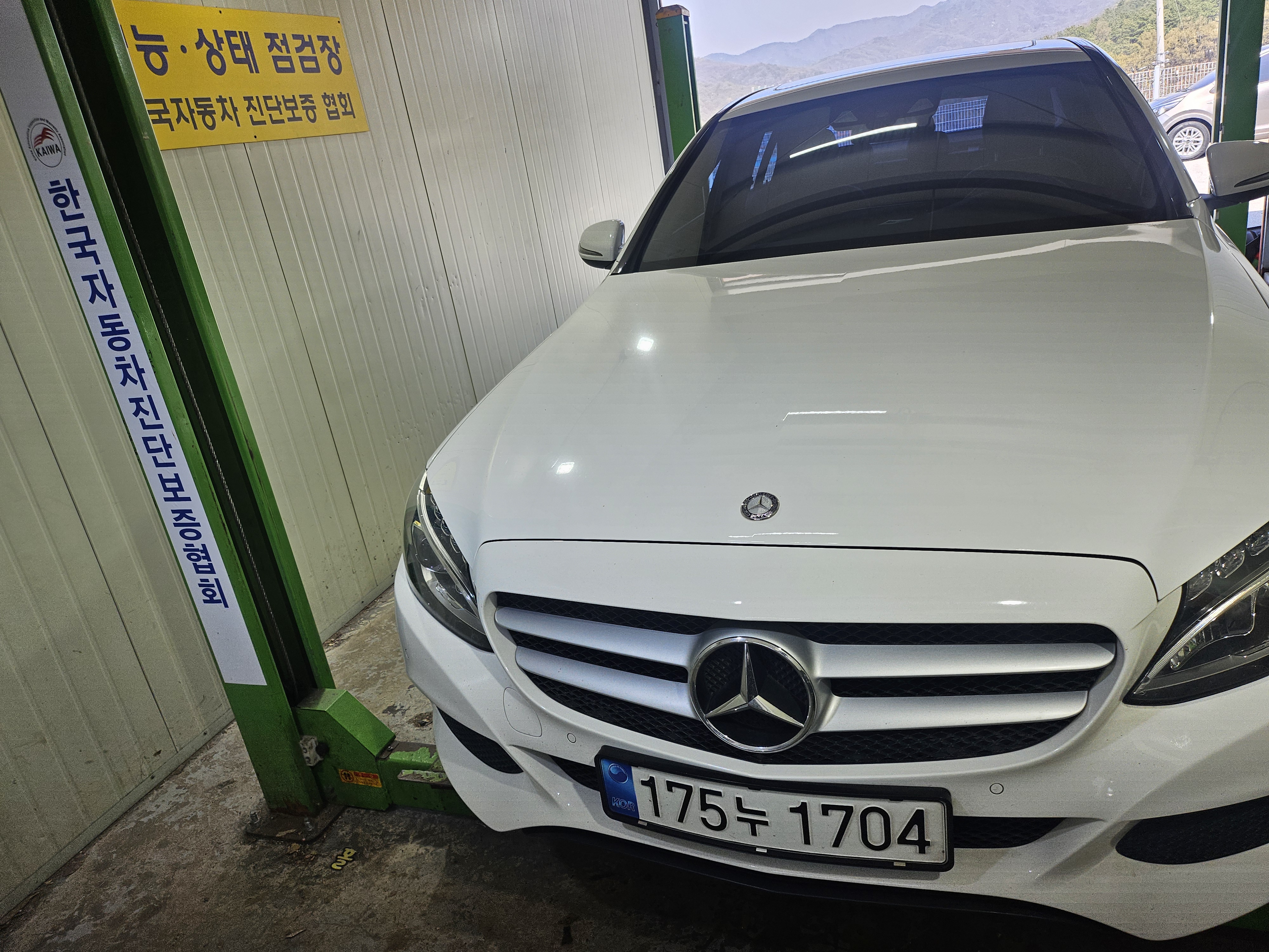 Mercedes-Benz C-Class 2017 — inspection photo 1