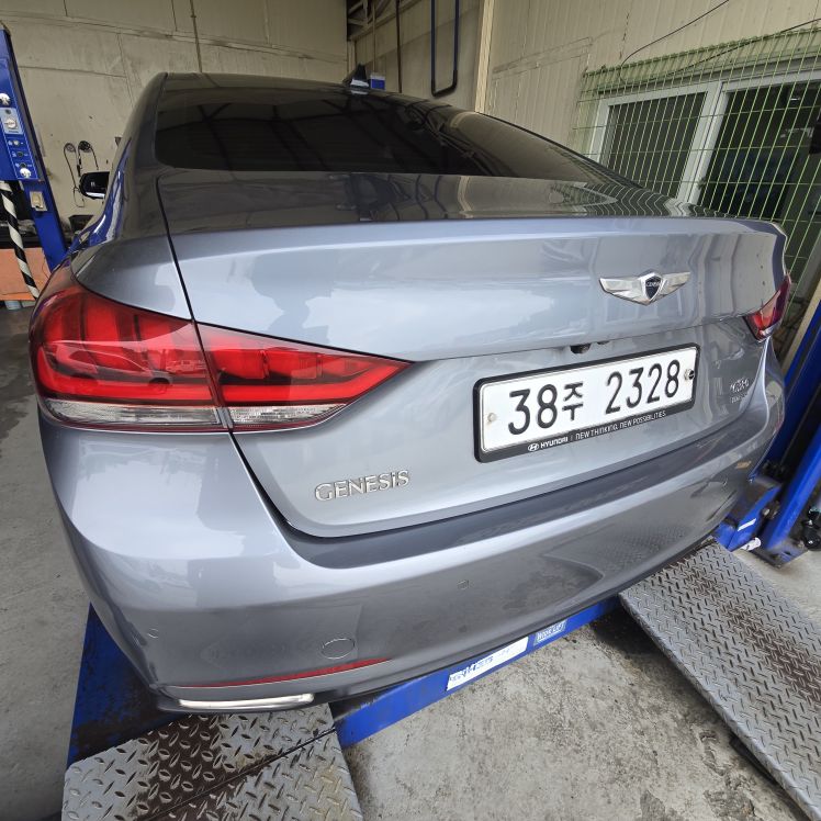 Hyundai Genesis 2014 — inspection photo 2