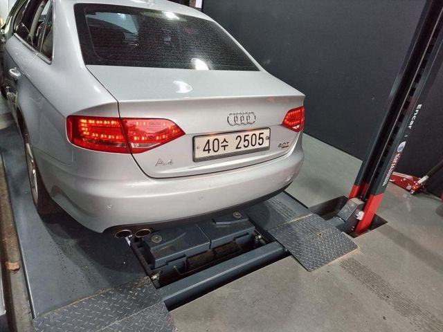 Audi A4 2010 — inspection photo 2
