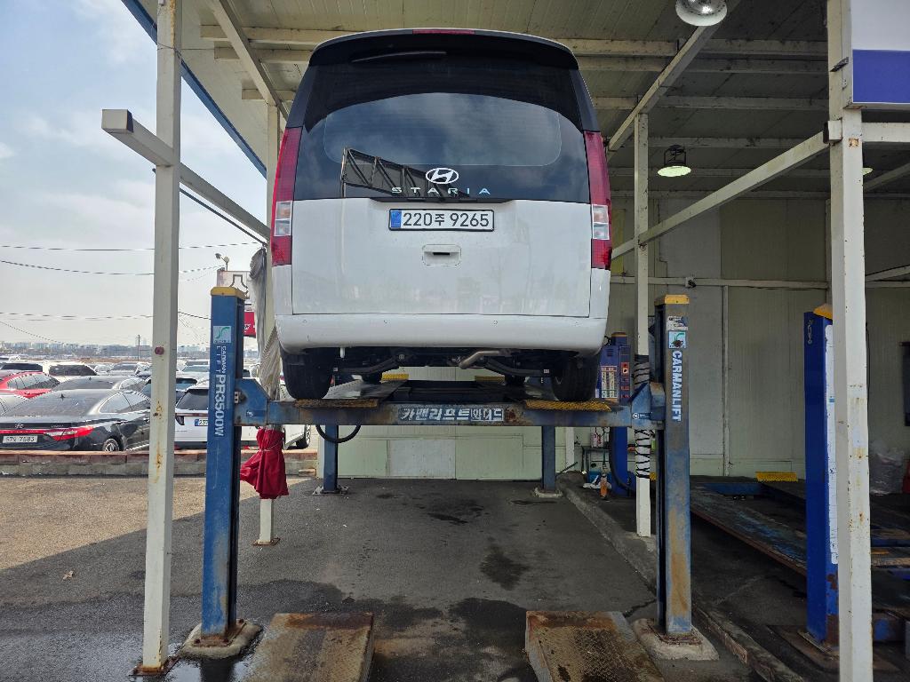Hyundai Staria 2025 — inspection photo 2