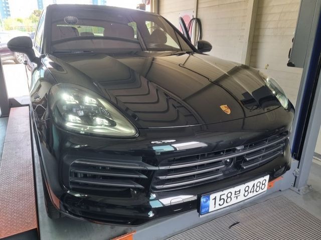 Porsche Cayenne 2023 — inspection photo 1