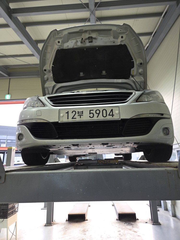 Peugeot 308 2015 — inspection photo 1