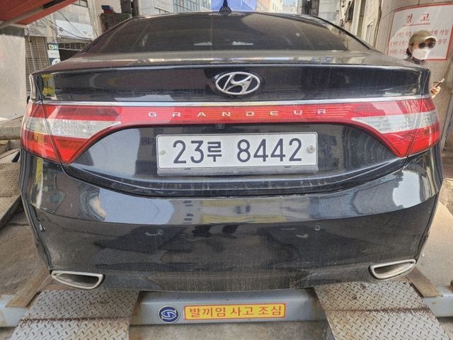 Hyundai Grandeur 2012 — inspection photo 2